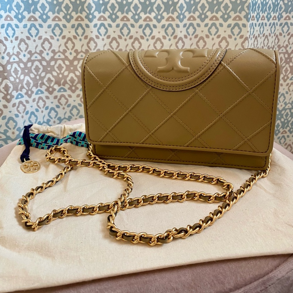 🔥NWT🔥Tory Burch Fleming Soft Chain Crossbody Wallet